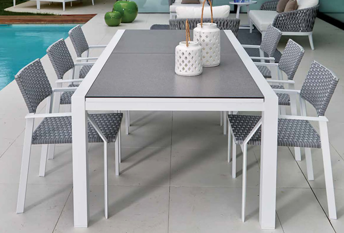 Breeze Garden Dining Table and Chairs