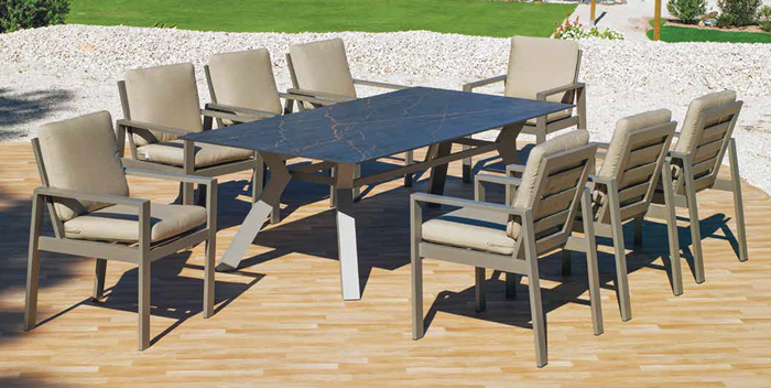 Copacabana Dining Set