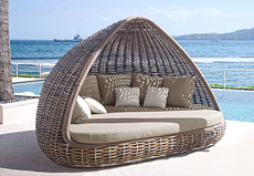 Shade Daybed