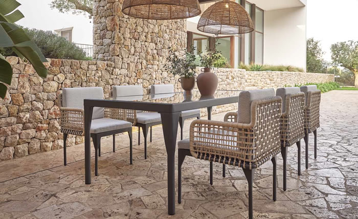 Skyline Design Ribs Dining Set